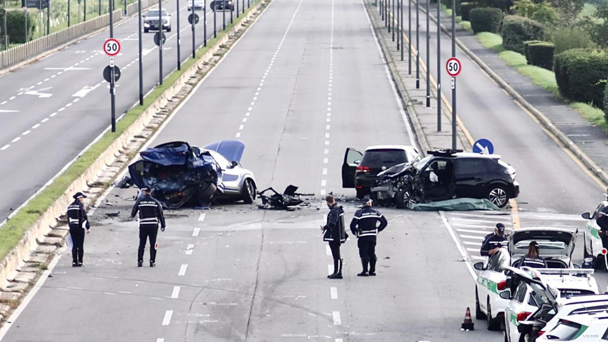 Incidente in Viale Forlanini, 12 persone coinvolte e due morti: il conducente positivo all'alcol e senza patente