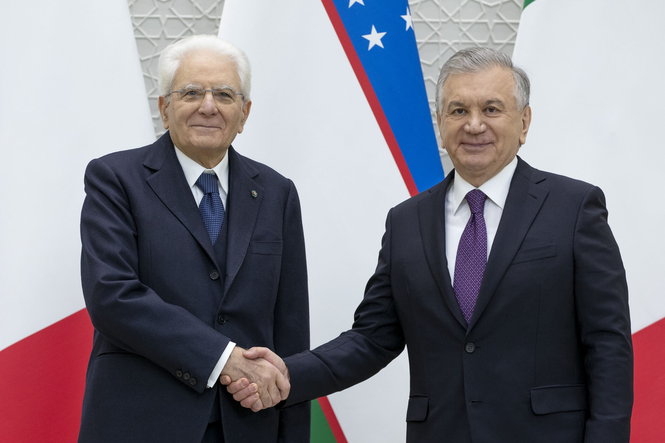 Mattarella in Uzbekistan: "Hamas non rappresenta i palestinesi. La Russia? Nessuno vuole umiliarla"