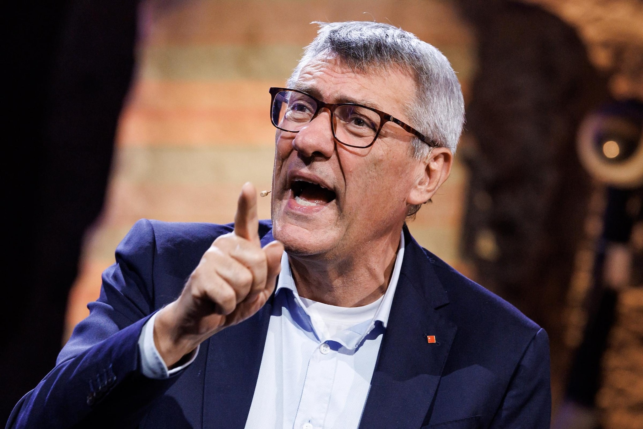 Domani la grande manifestazione di Roma per il cessate il fuoco, Landini (Cgil): "In piazza per i diritti"