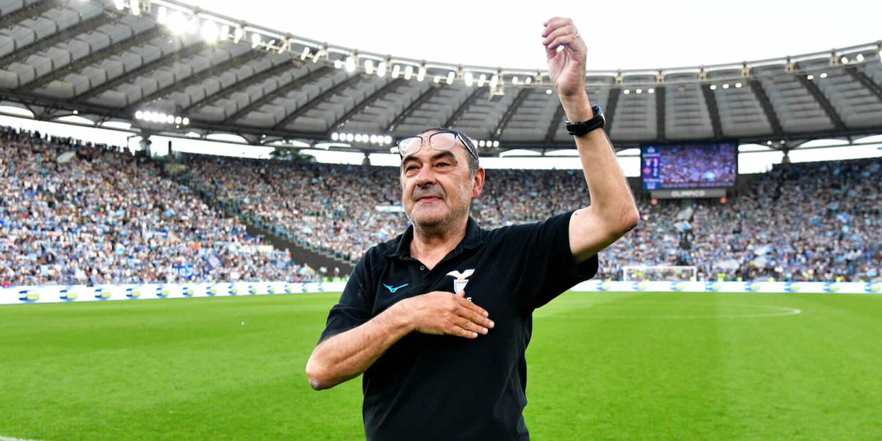 Caos Lazio, si è dimesso Sarri: i tifosi sono con lui, la rabbia social contro Lotito
