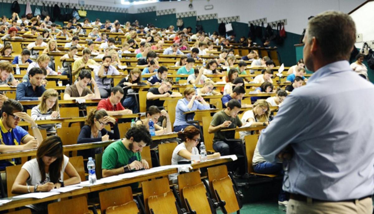 Università, il Pd: "Il governo fa pagare cara la formazione degli aspiranti docenti"
