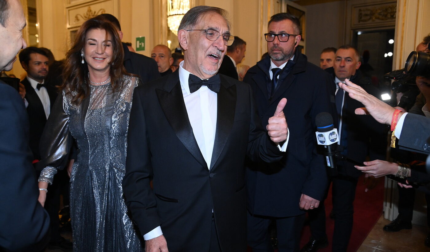 L'ultima di Ignazio La Russa: "La fiamma nel simbolo di Fdi? Non c'entra il fascismo, è l'eredità del Msi..."