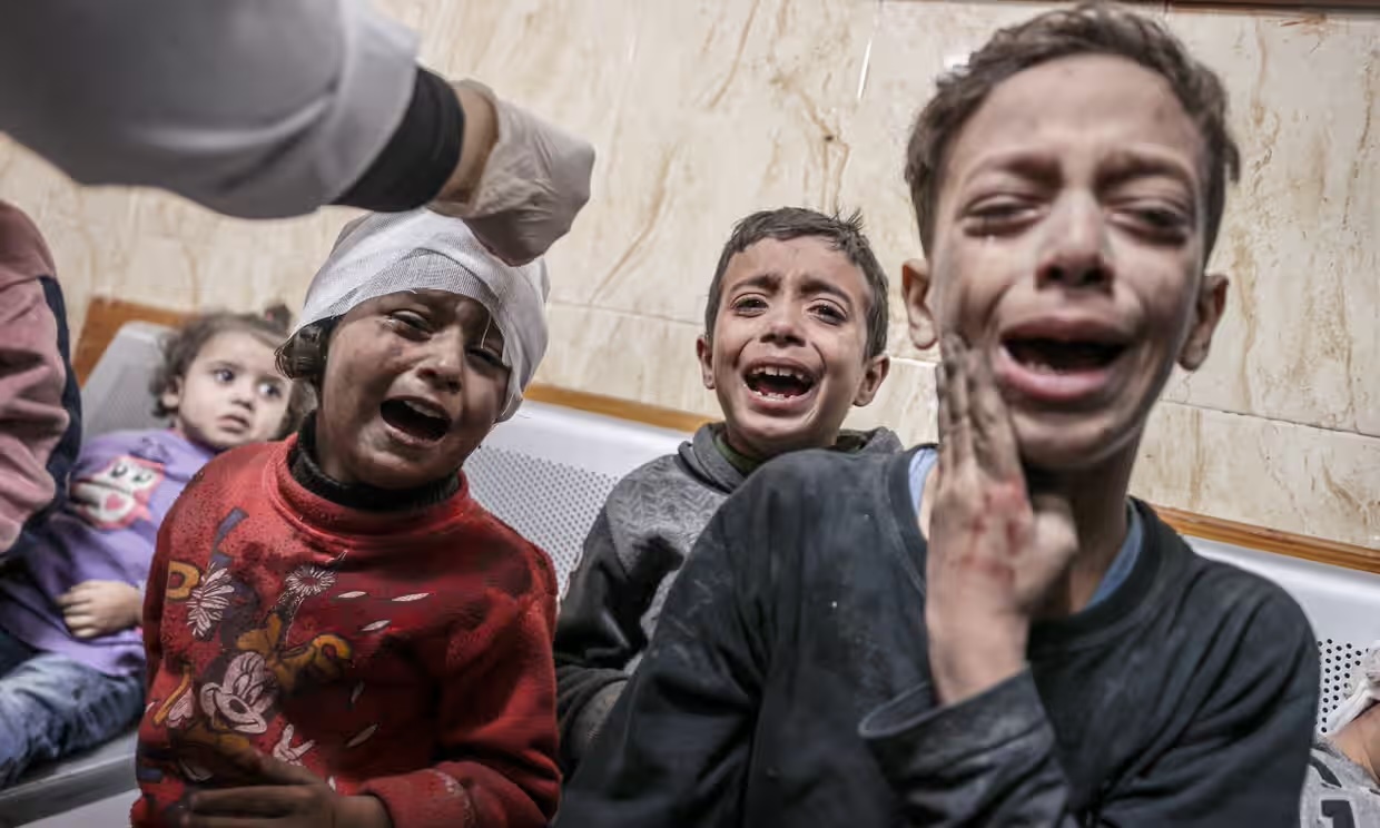 Guerra a Gaza, la denuncia di accademici israeliani:  verso i civili crimini contro l'umanità