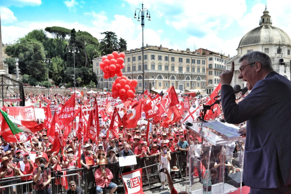 Sondaggi politici, Landini è il leader preferito per sfidare la destra: la percentuale è clamorosa...