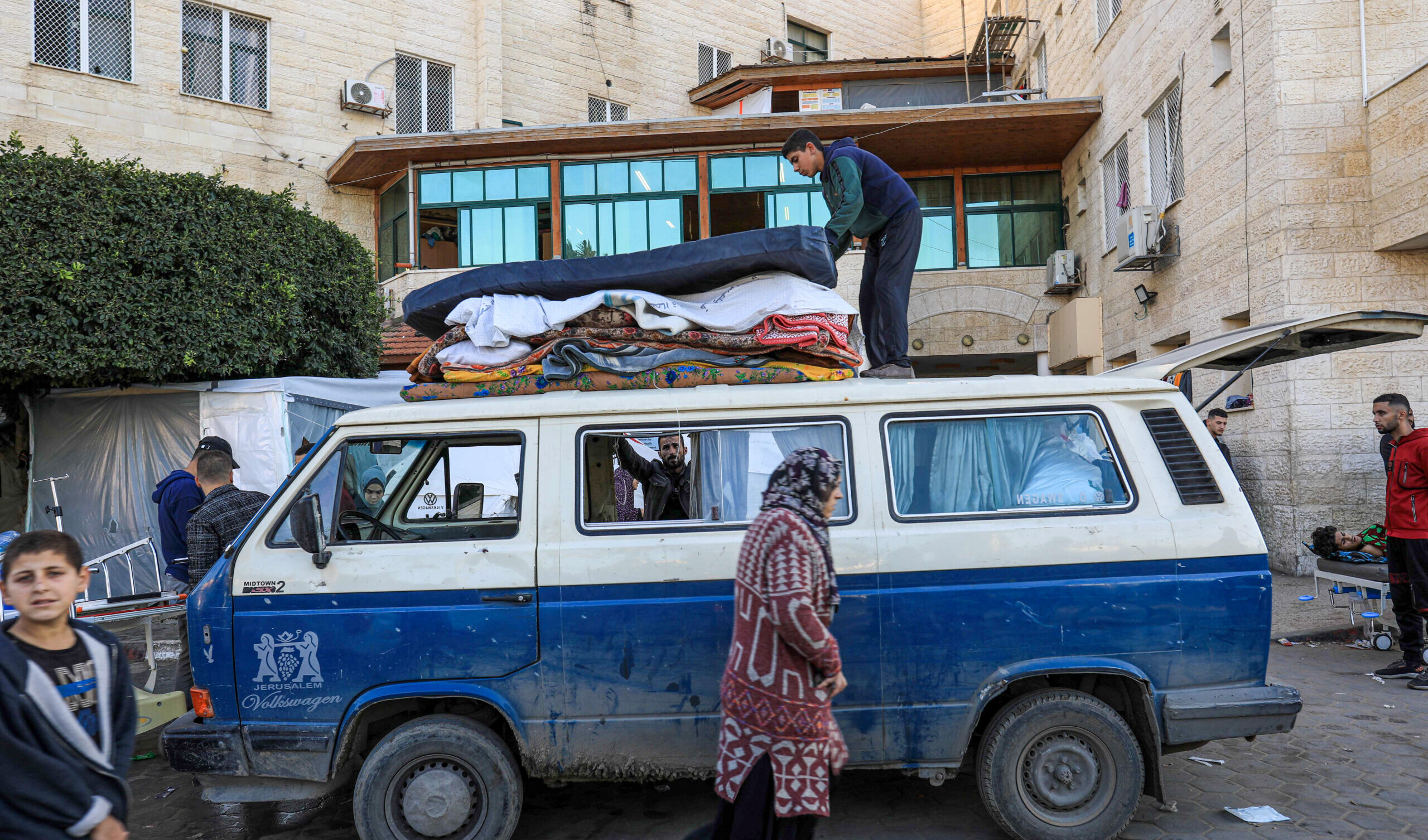 Israele uccide quattro operatori di ambulanze: protesta il Comitato internazionale della Croce Rossa