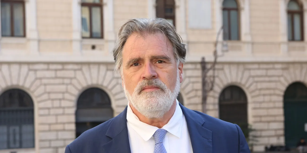 andrea-quartini Dl Energia, Quartini (M5s): "Dal governo terrapiattismo energetico, sono sempre a difesa delle lobbies"