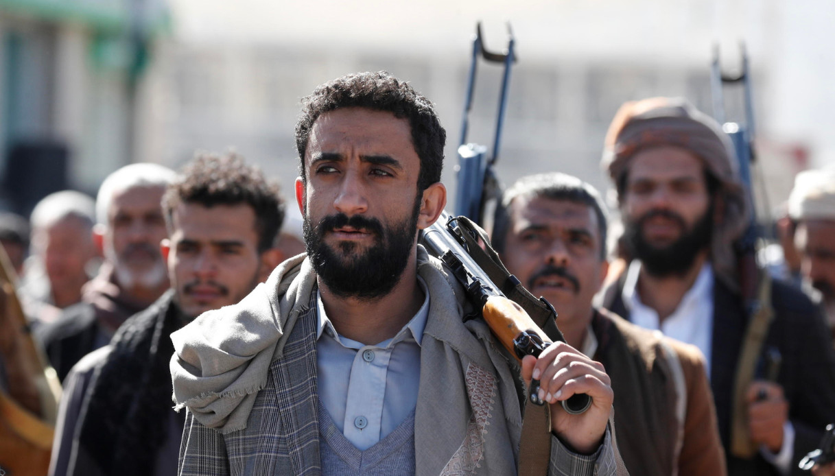 Mar Rosso: gli Houthi minacciano di colpire le navi americane Mar Rosso: gli Houthi minacciano di colpire le navi americane