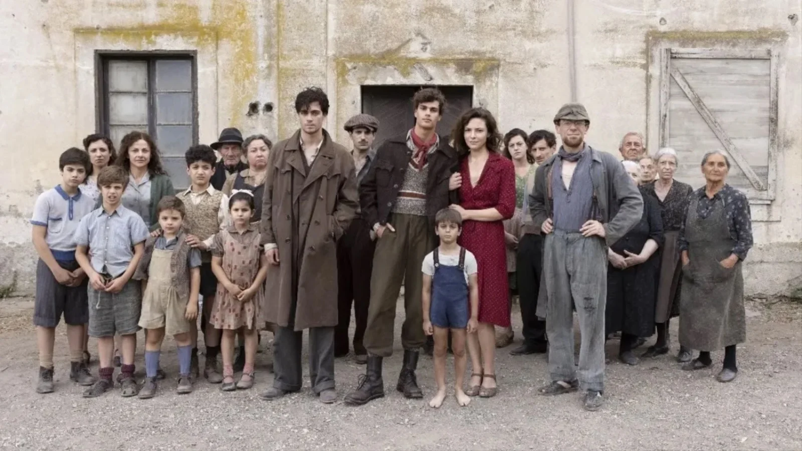 "La Storia", alle 21.40 su Rai 1 gli episodi 1 e 2: ecco la trama della nuova serie con Jasmine Trinca ed Elio Germano