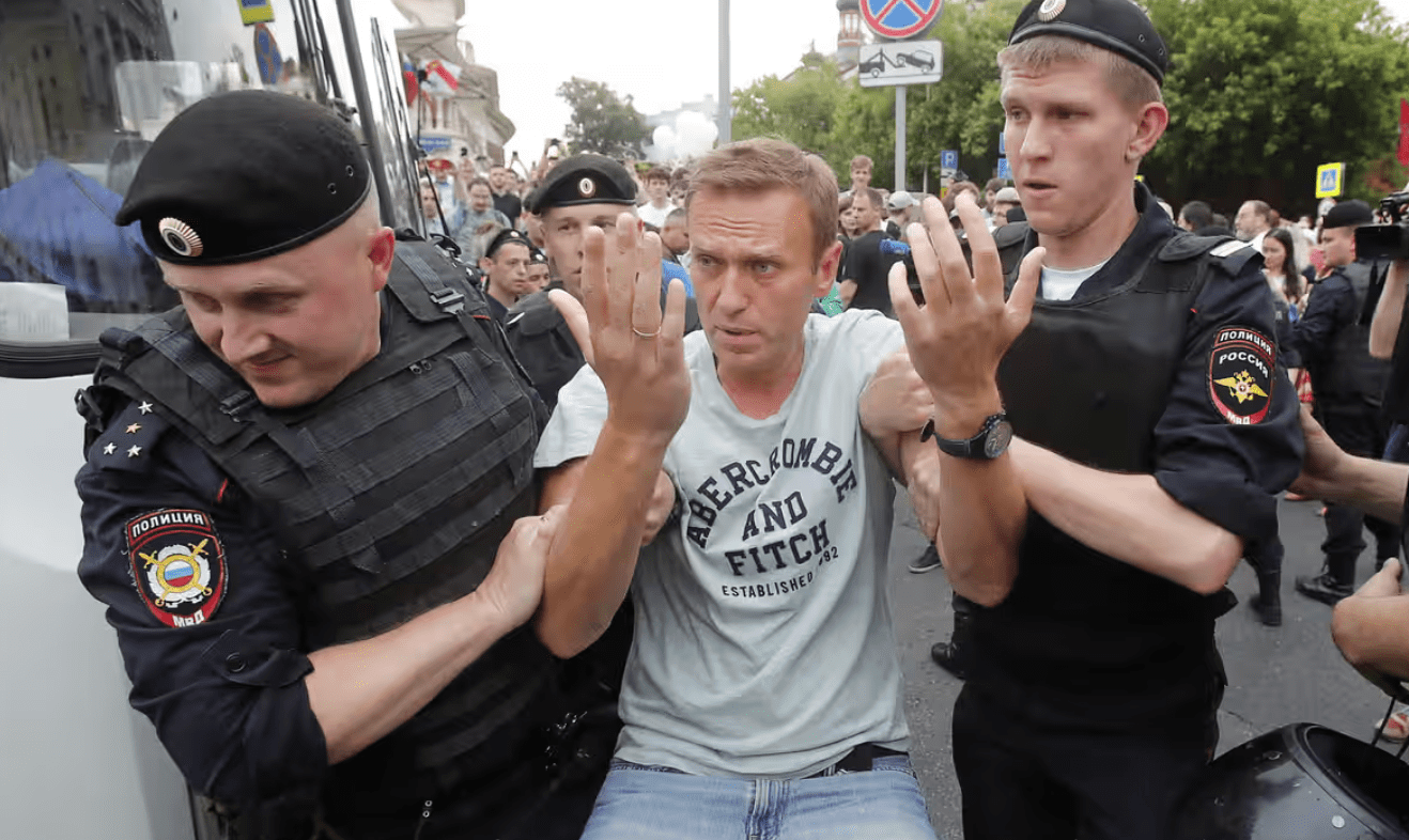 Meduza: "Navalny ha dimostrato che anche chi non ha potere può capovolgere il mondo"