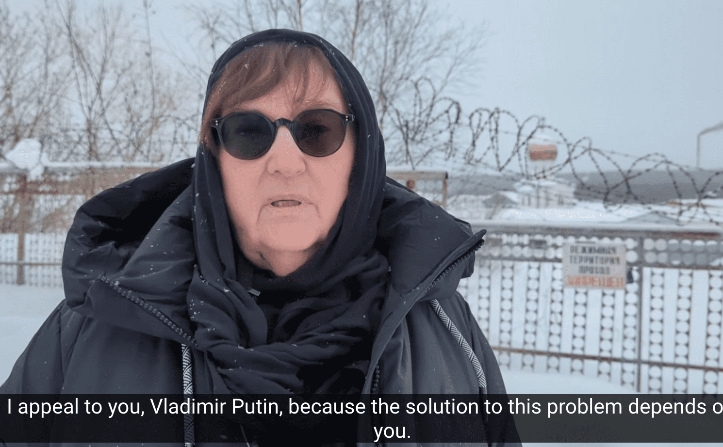 La madre di Navalny fa un video per chiedere a Putin la restituzione del corpo del figlio