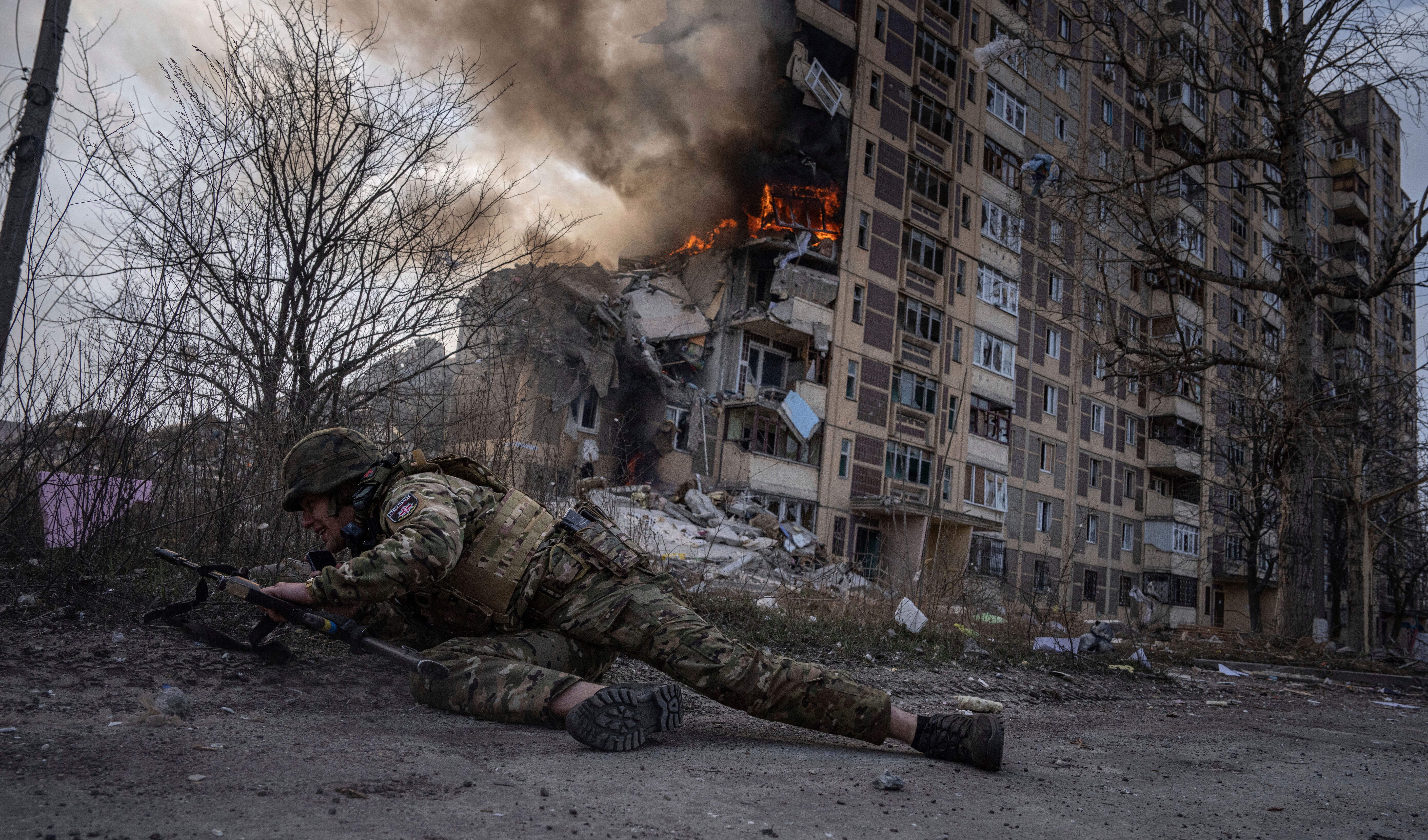 Donbass, Avdiivka come Bakhmut: Putin sta facendo di tutto per conquistare i resti della città fantasma