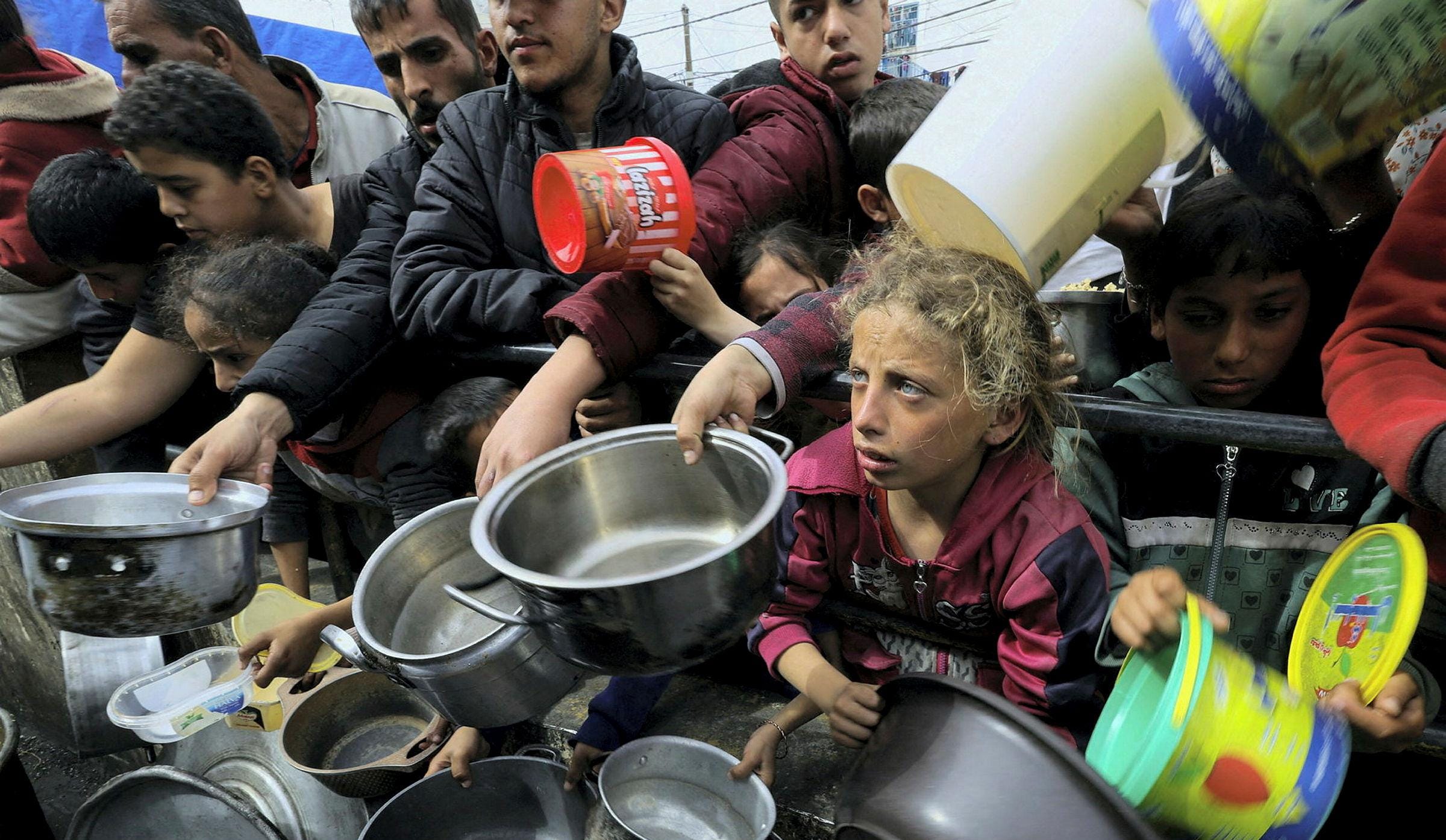 Oltre 200 funzionari Ue criticano la (mancata) risposta dell'Unione alla crisi umanitaria a Gaza