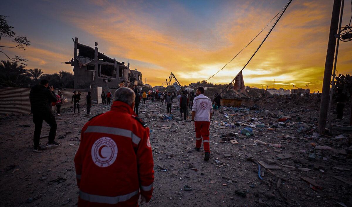 Gaza, la morte è ovunque: uno straordinario reportage