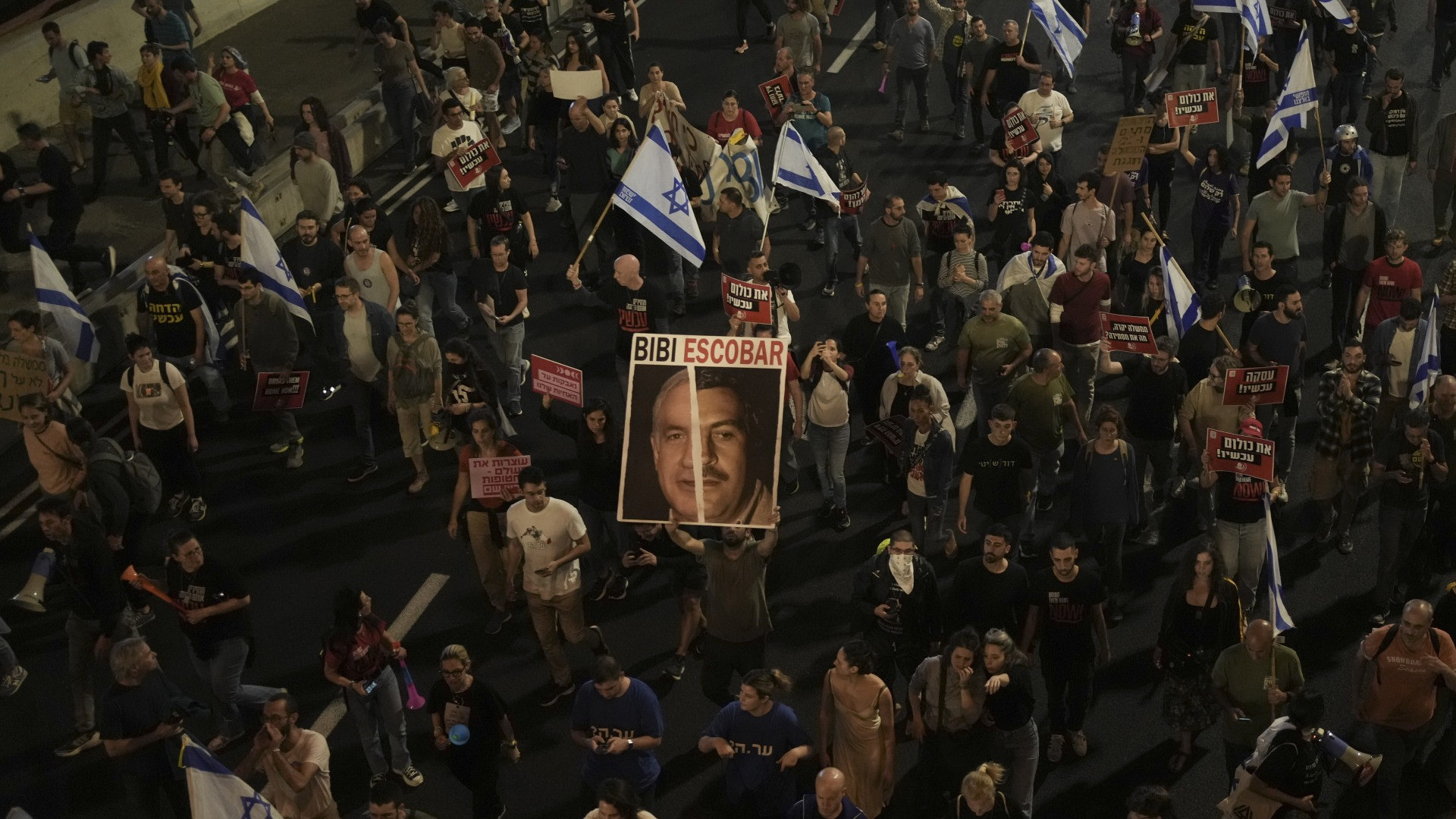 Momenti di tensione a Tel Aviv: i familiari degli ostaggi esasperati