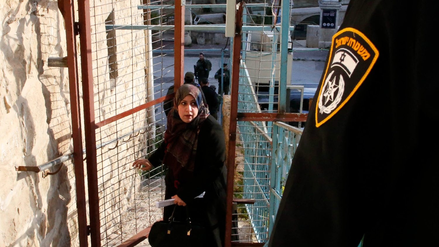 Carceri speciali, tribunali militari, detenzione amministrativa: i palestinesi, un popolo imprigionato