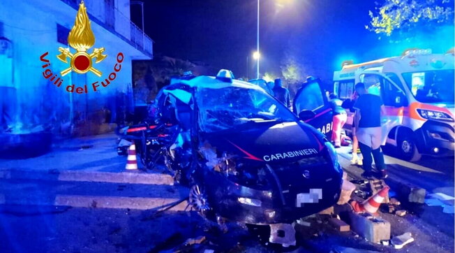 Incidente stradale nella notte: morti due carabinieri