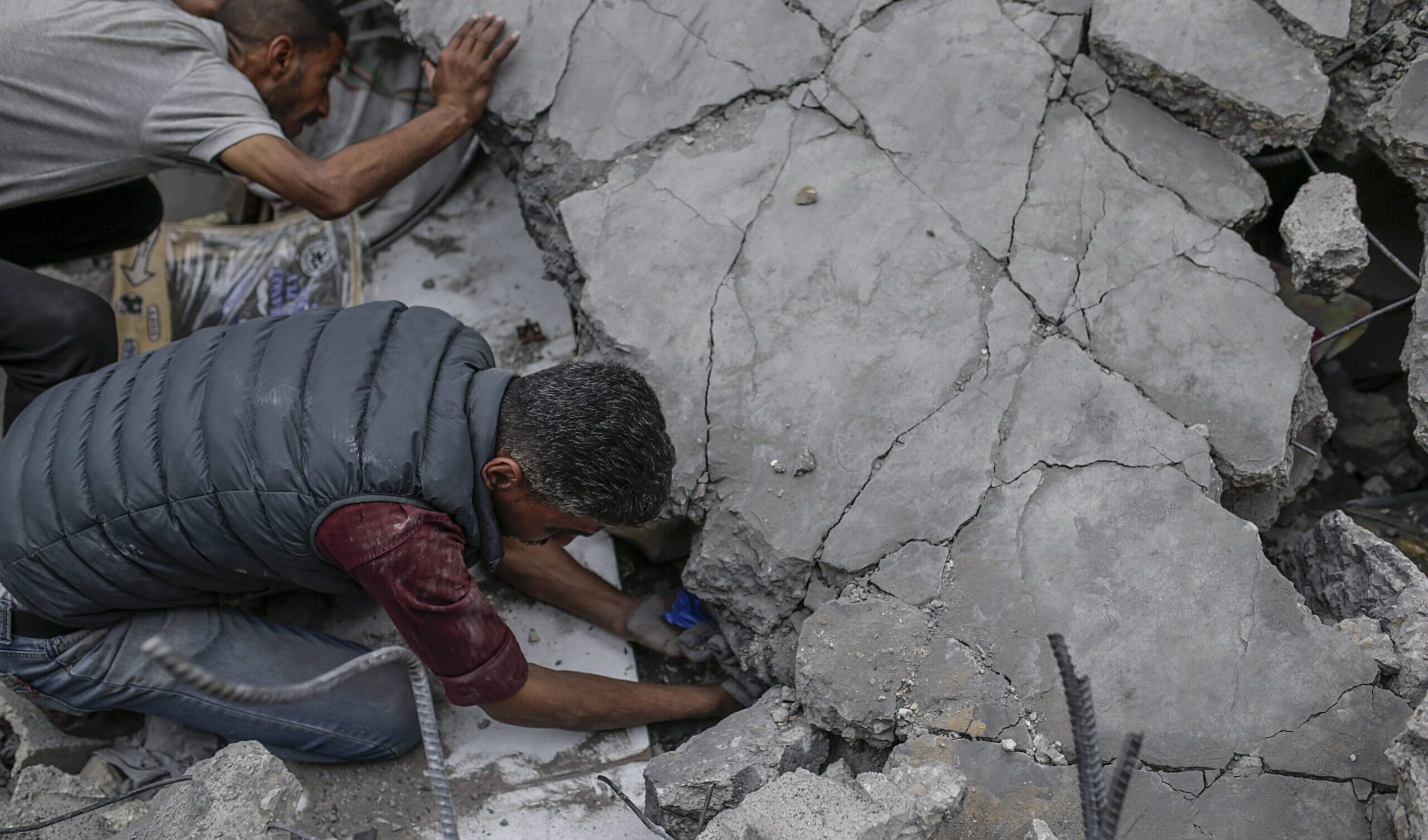 Ostaggi, Hamas valuta la proposta di Israele: in caso di accordo Tel Aviv promette di non attaccare Rafah