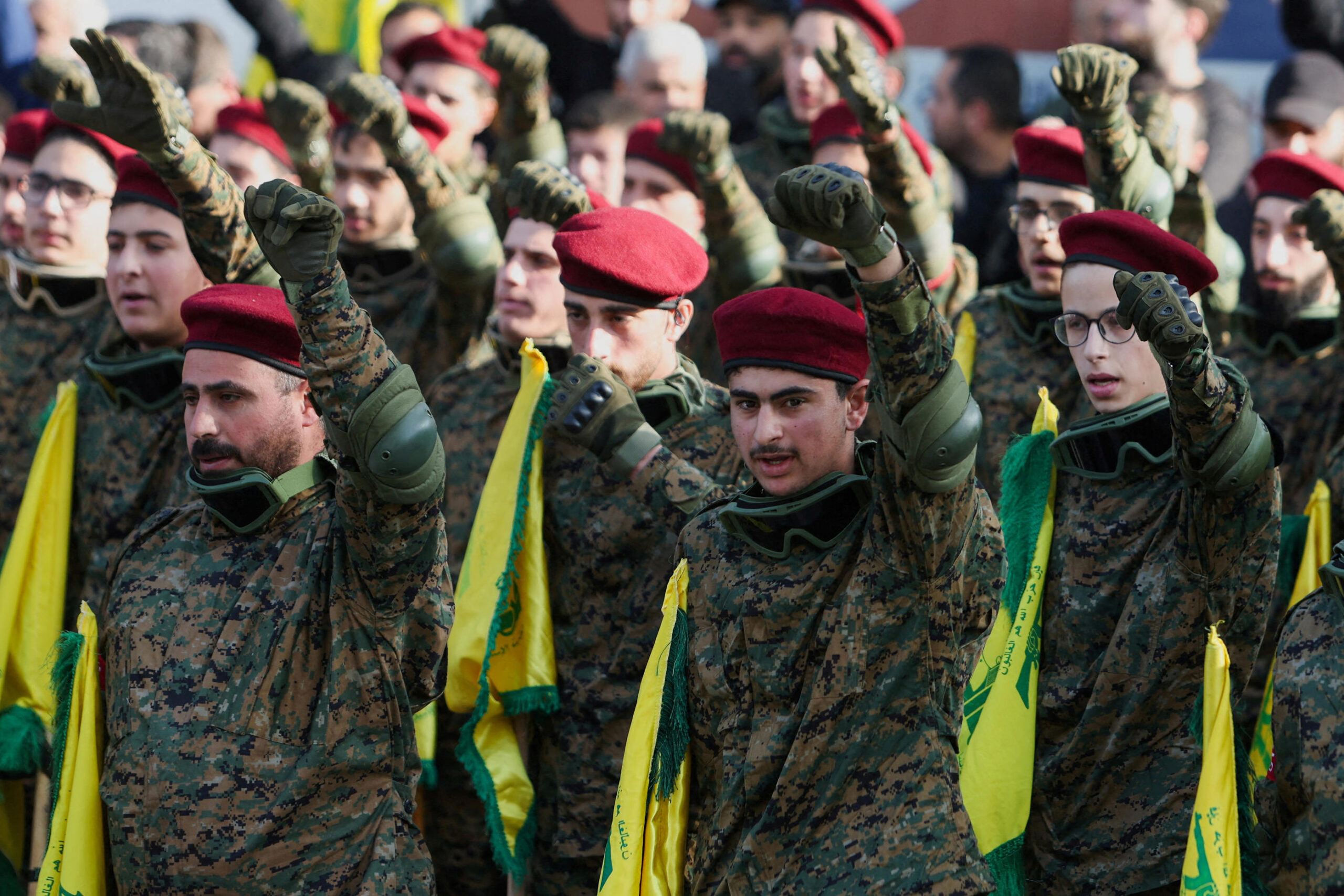 La "guerra dei droni" e l'incognita Hezbollah: Libano a rischio implosione