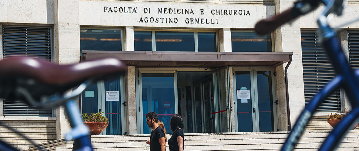 Facoltà di Medicina, addio al numero chiuso: non servirà il test per iscriversi, ma i medici sono contrari