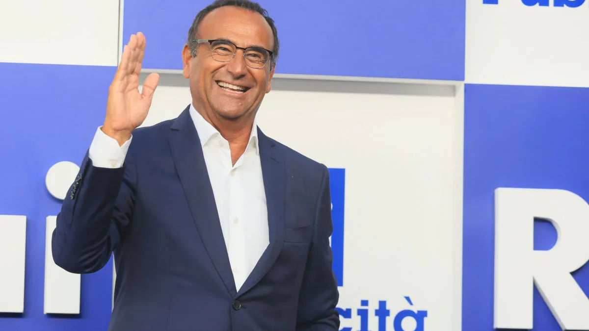 Carlo Conti alla guida di Sanremo nel 2025 e 2026, ora è ufficiale: "Subito al lavoro"