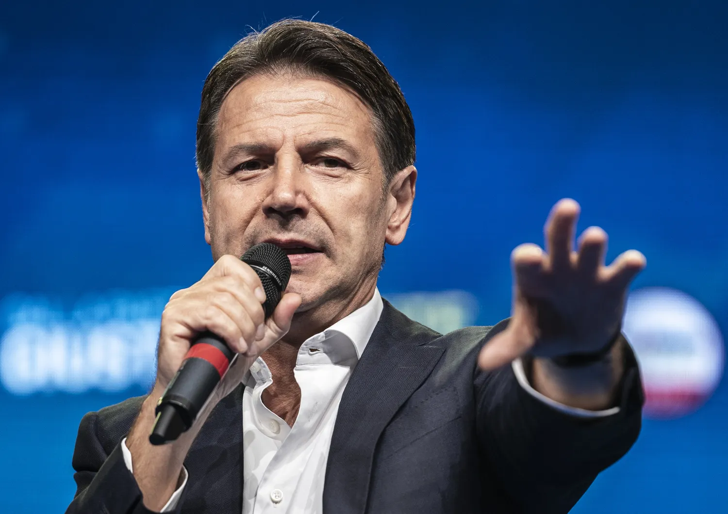 Giuseppe Conte (M5s): "Sta nascendo una nuova Tangentopoli, la classe dirigente si lascia corrompere"