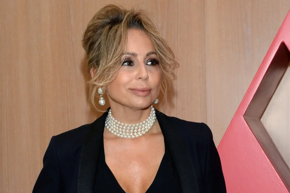 Marina Berlusconi a testa bassa contro Report che ha parlato dei legami di Silvio con Cosa Nostra e la nuova inchiesta