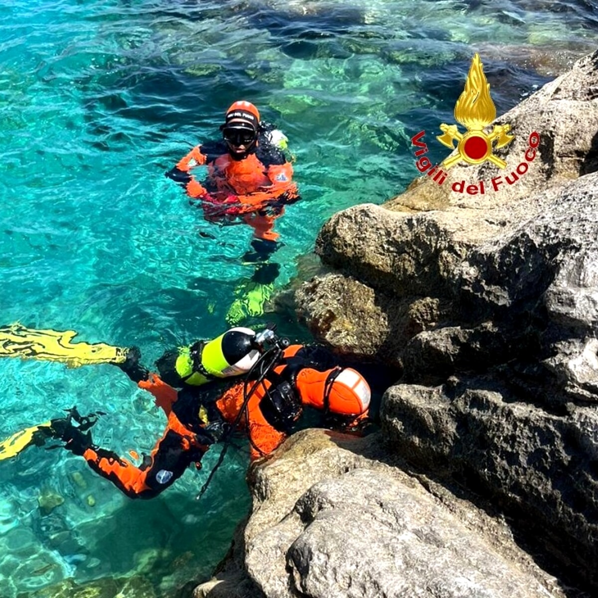 Cadavere di un 35enne del Bangladesh trovato in mare nella zona dell'Addaura: l'uomo voleva fare un bagno