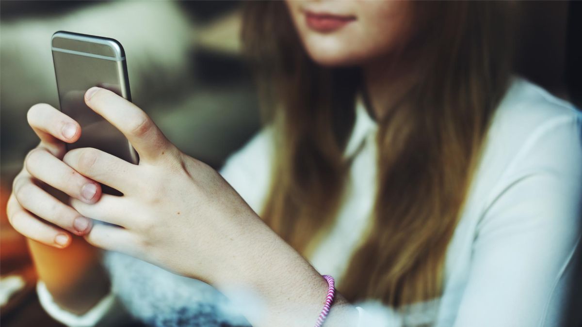 "Telefonofobia": i giovani e l'ansia di dover rispondere al cellulare