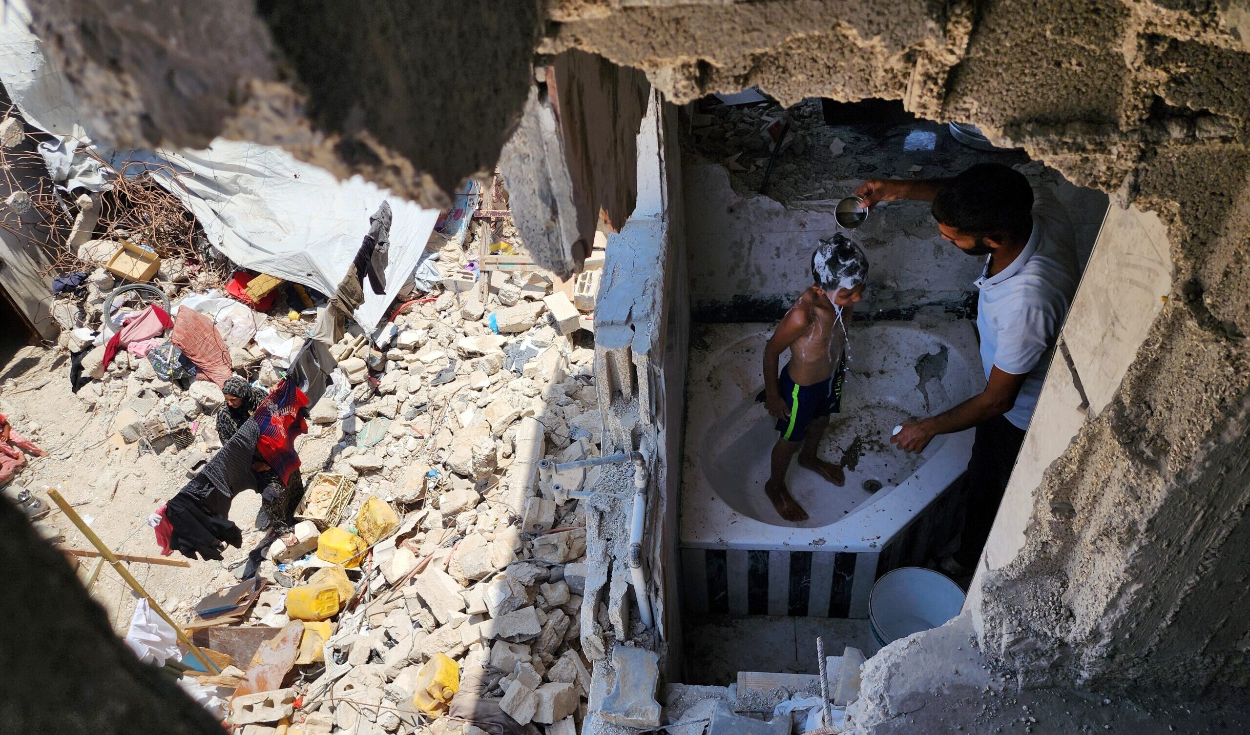 La Giordania chiede alla Ue atti concreti per fermare i 'crimini di guerra' israeliani contro i palestinesi
