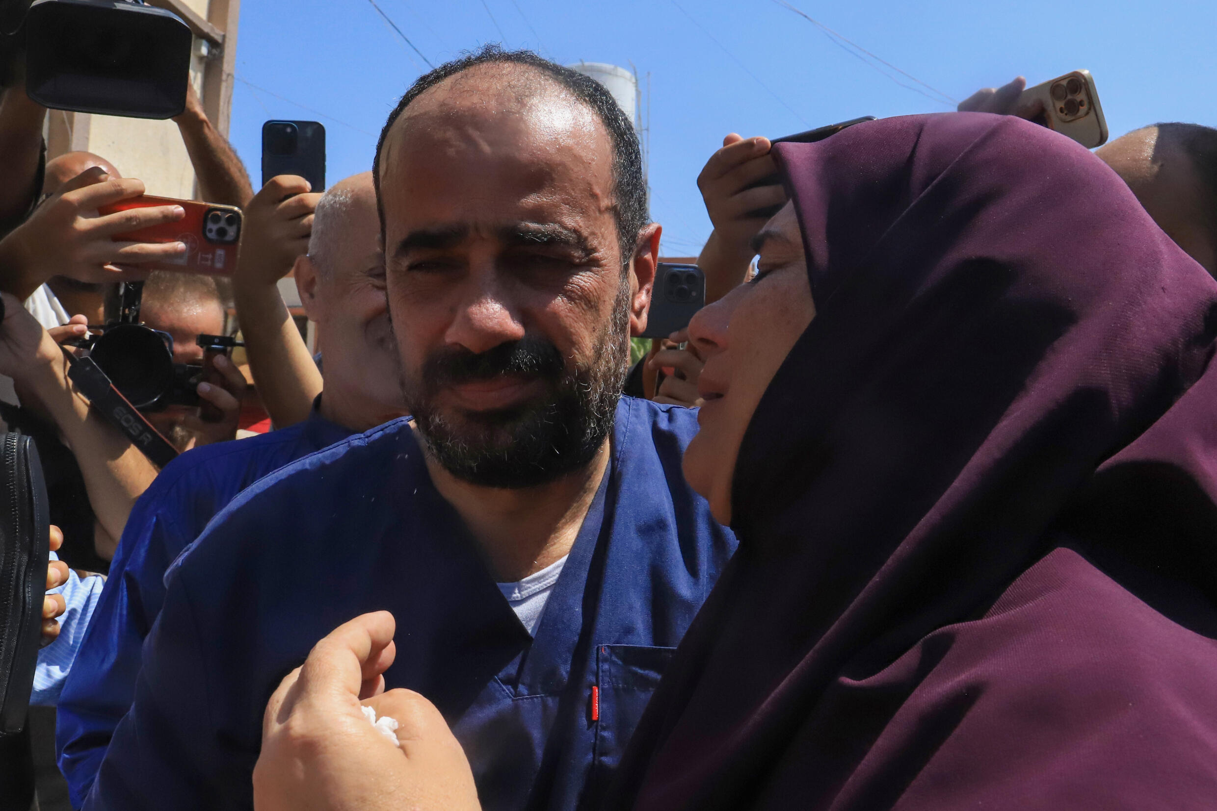Israele: l'isteria che trasforma un medico in terrorista da linciare (non solo mediaticamente)