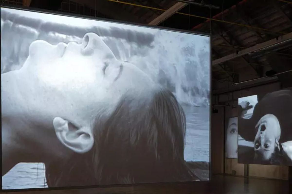 97fd6238f6ad013721c43fe69fd5f7dd A Bergamo Marina Abramović diventa Maria Callas