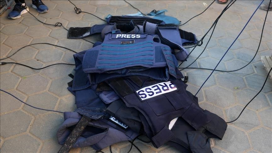 Gaza: Israele bombarda l'ospedale Al-Awda e uccide 5 giornalisti del canale televisivo Al-Quds Al-Youm Gaza: Israele bombarda l'ospedale Al-Awda e uccide 5 giornalisti del canale televisivo Al-Quds Al-Youm