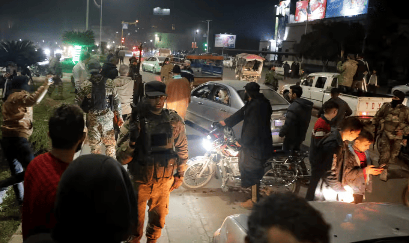 Screenshot 2024-12-06 alle 11.32.54 Siria: migliaia in fuga mentre gli islamisti anti-Assad avanzano verso Homs