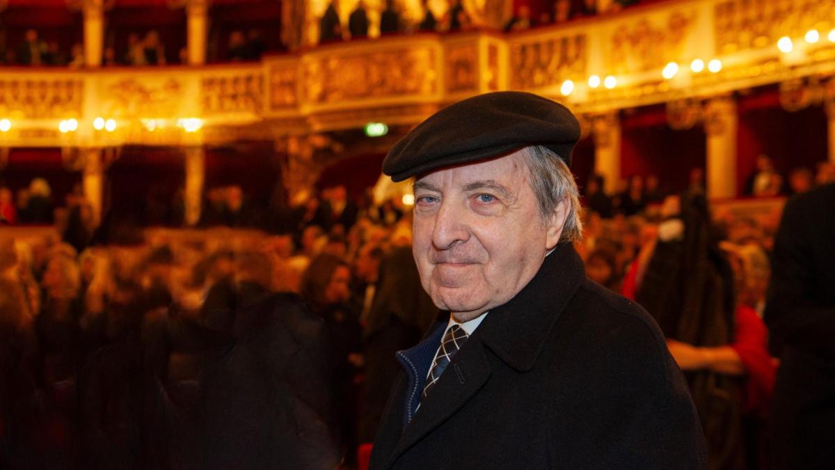 Roberto De Simone: le tante creazioni oltre la Gatta Cenerentola
