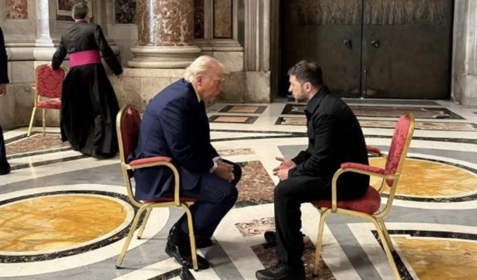 Ucraina, il dilemma di Zelensky: perdere la dignità o il sostegno degli Stati Uniti