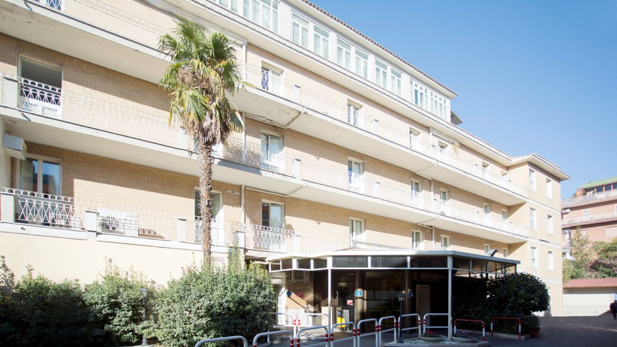 Prevenzione gratuita al Tiberia Hospital: due open day su urologia e colonna vertebrale