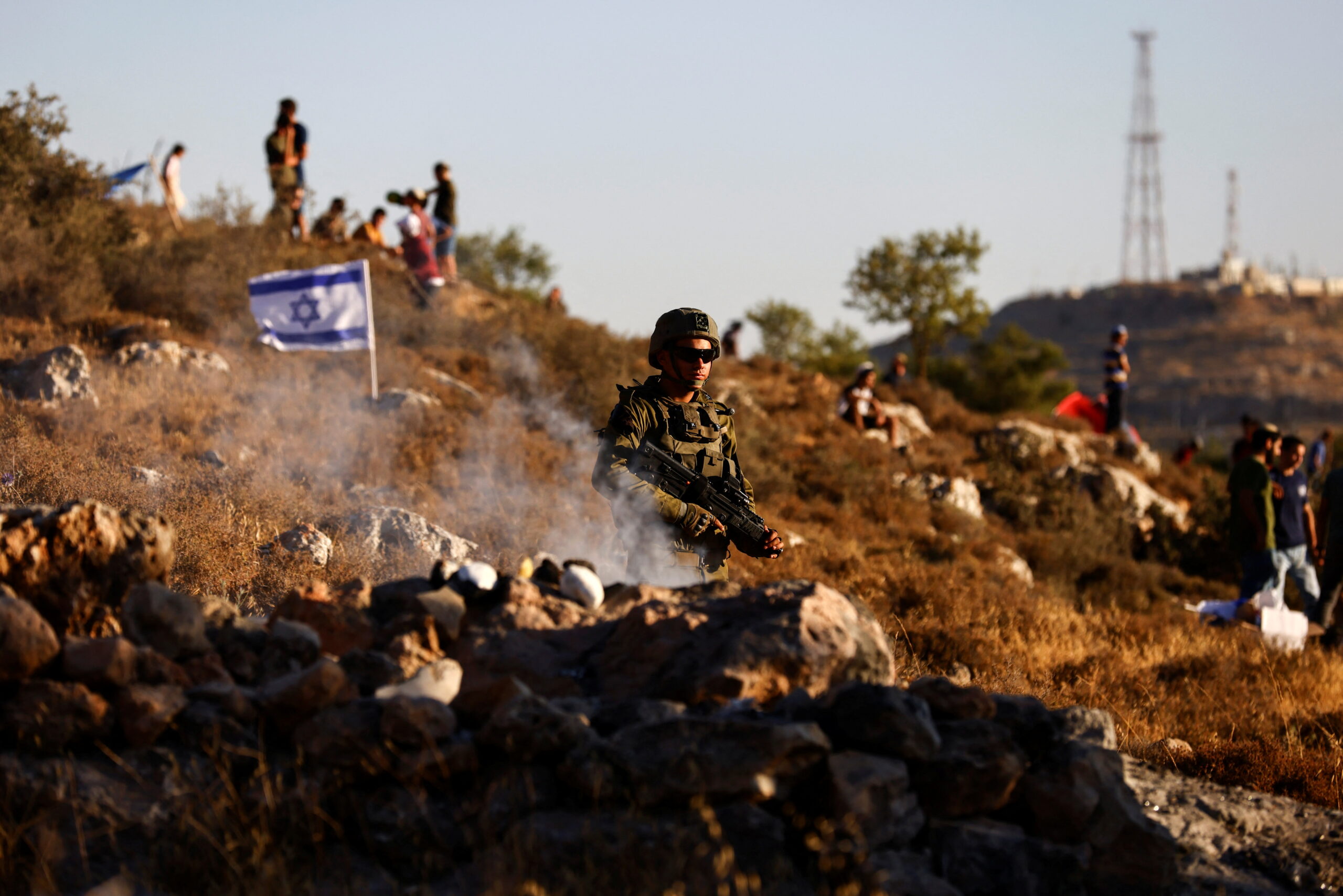 Israele, il governo di estrema destra prosegue le violazioni: nuova colonia illegale vicino a Hebron Israele, il governo di estrema destra prosegue le violazioni: nuova colonia illegale vicino a Hebron