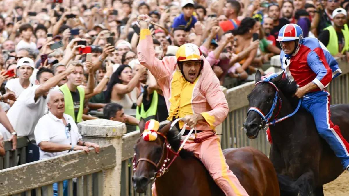Madonna, che Palio di Siena: lo vince il Valdimontone