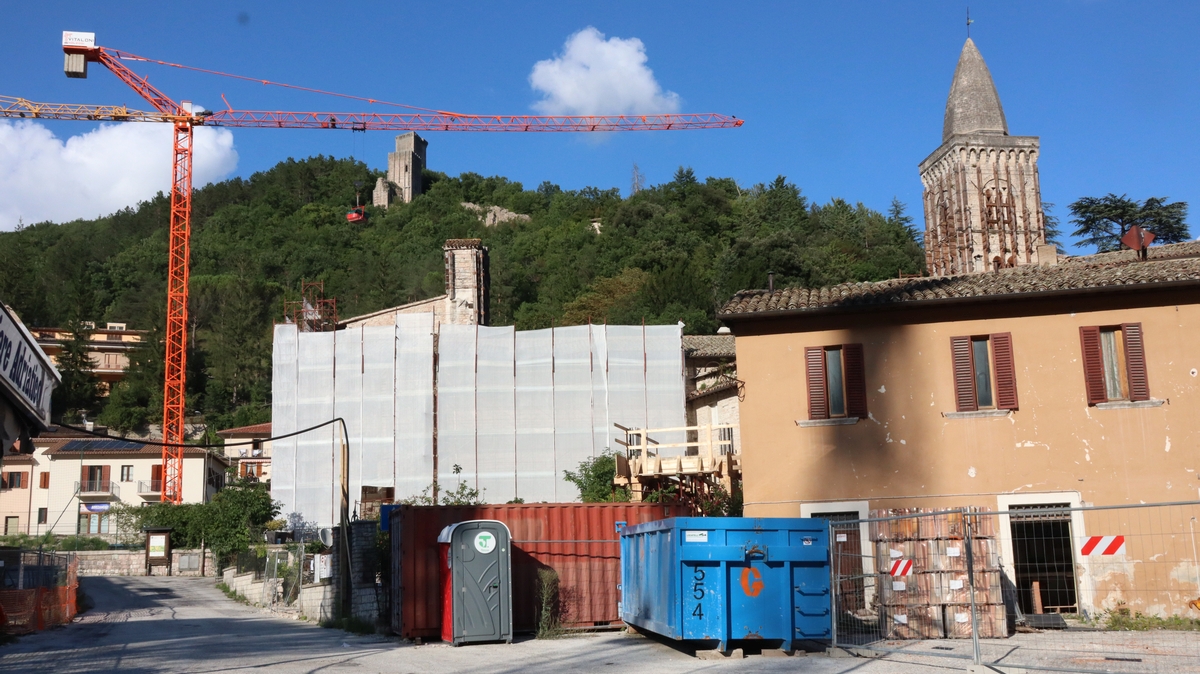 Terremoto 2016: a Visso ricostruzione “a due velocità” nell’incognita della vita sociale