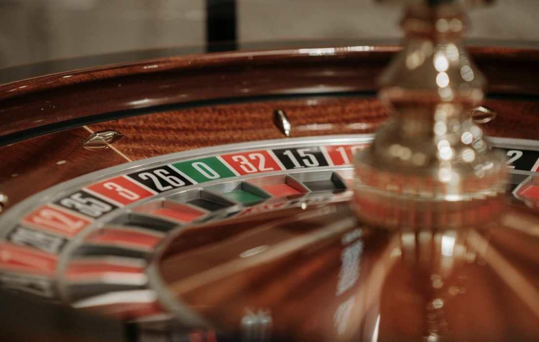 Roulette online: tattiche e caratteristiche dall'esperto di Frumzi