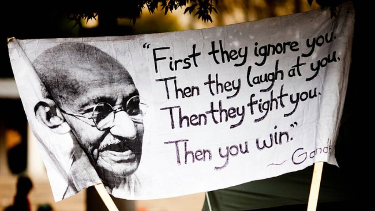 Il ricordo di Gandhi è forse oggi più sfumato