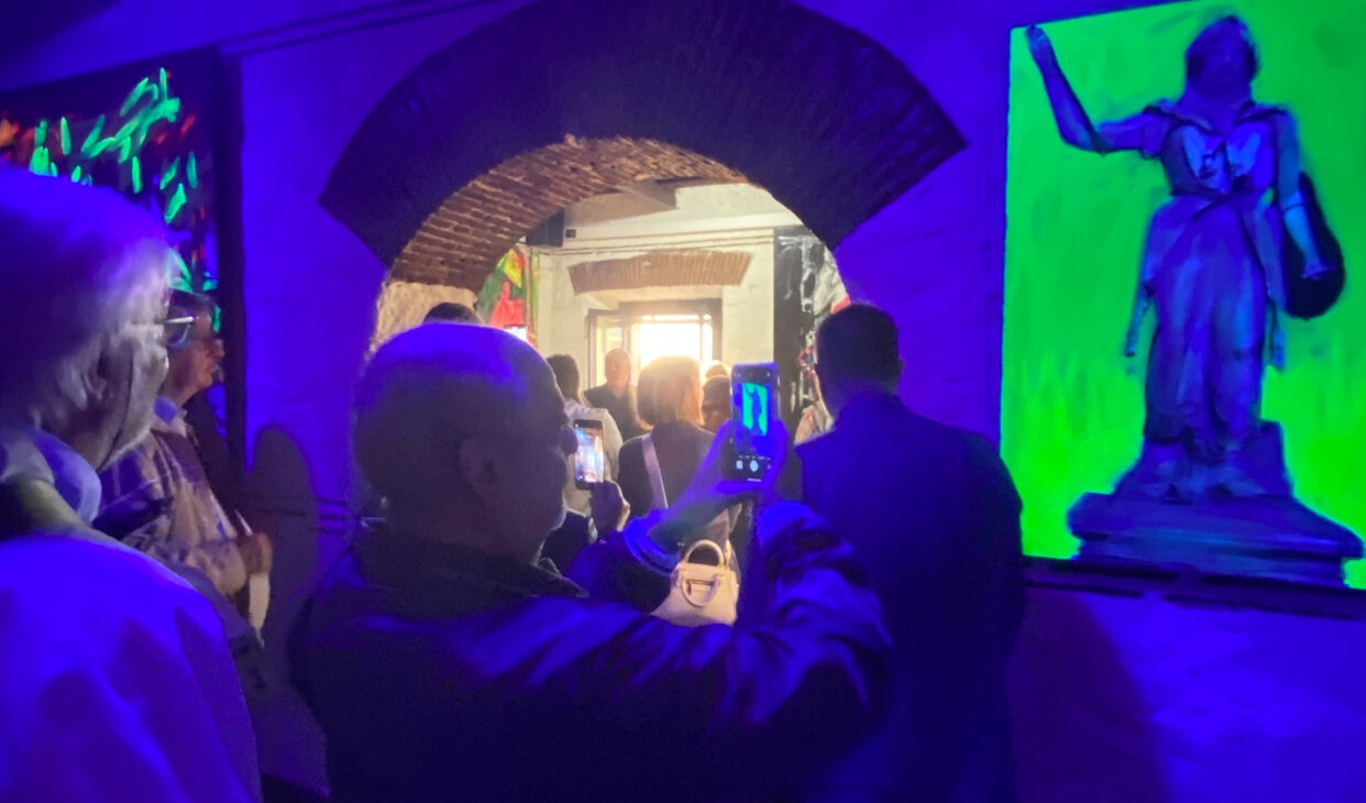 "Connessioni Culturali": un viaggio senza tempo tra arte contemporanea e archeologia a Lanuvio