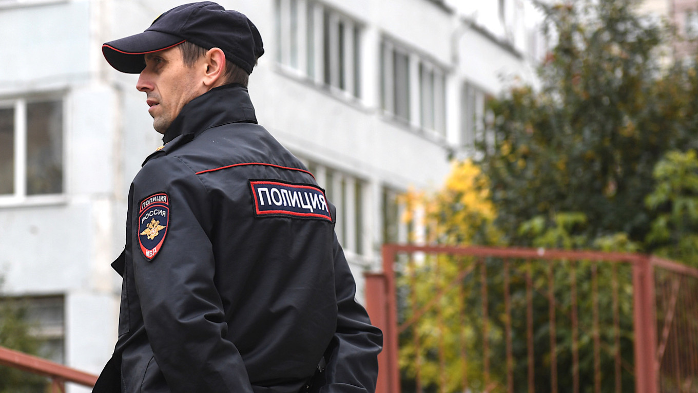 Mosca: paziente psichiatrica legata ai polsi perde le mani. Arrestate le due inservienti