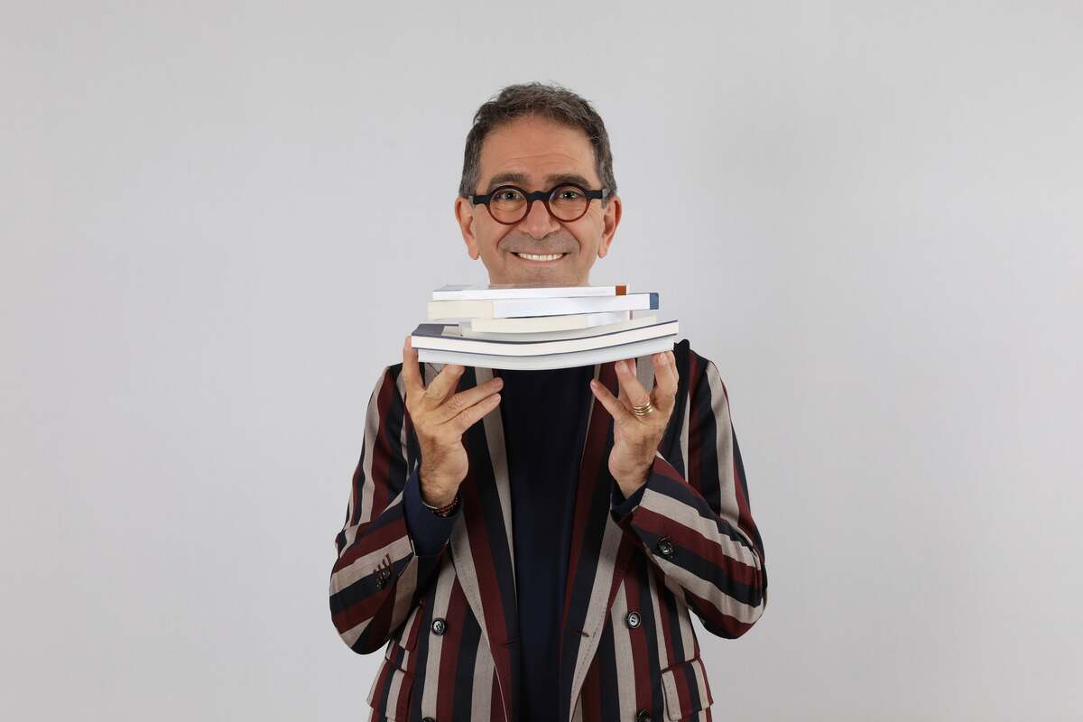 Pino Strabioli: "Ve ne dico quattro" su Poli, Valeri, Fo e Cortese