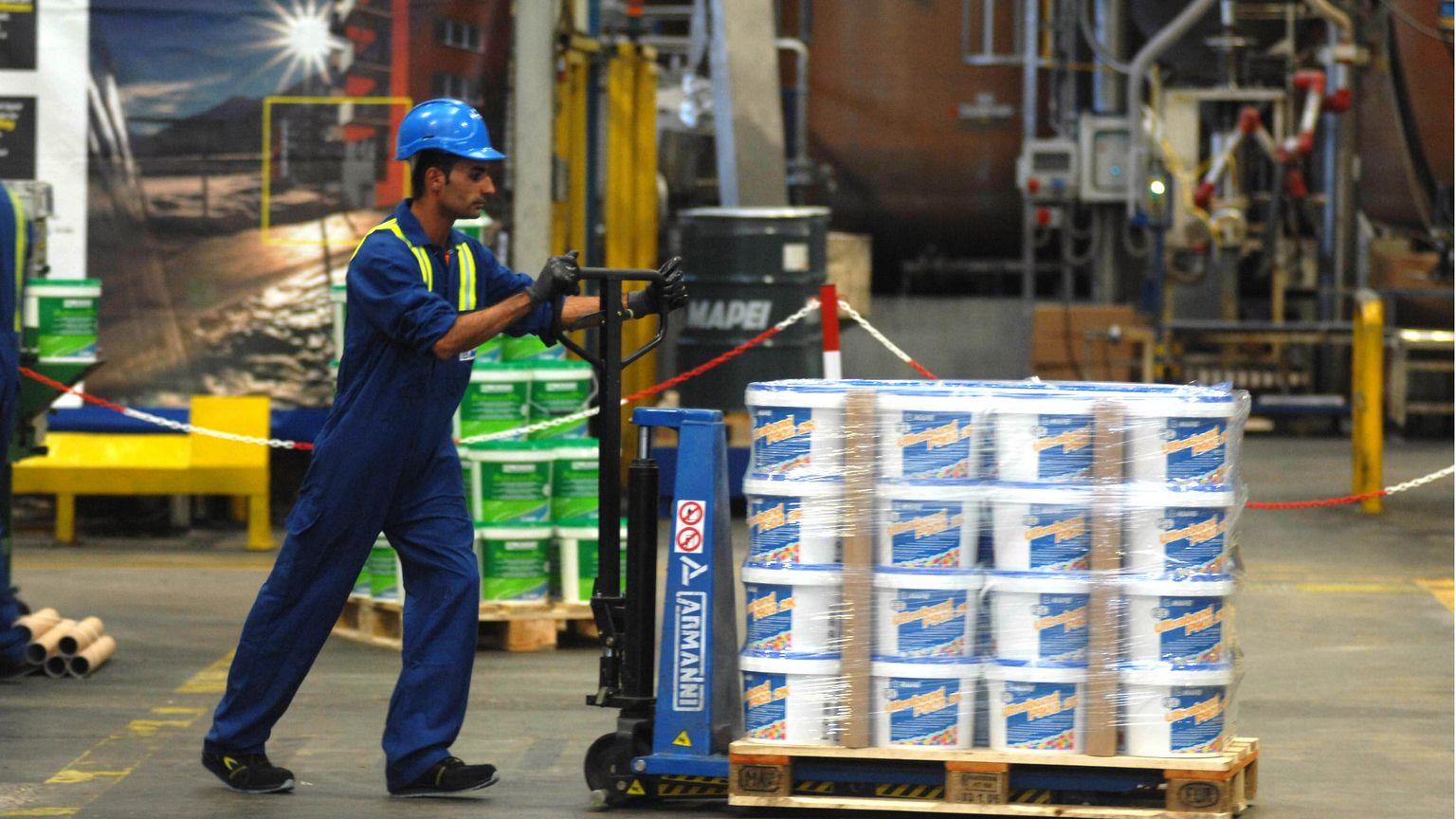 Sondaggi: molti europei credono (erroneamente) che i migranti irregolari siano pi&ugrave; di quelli legali