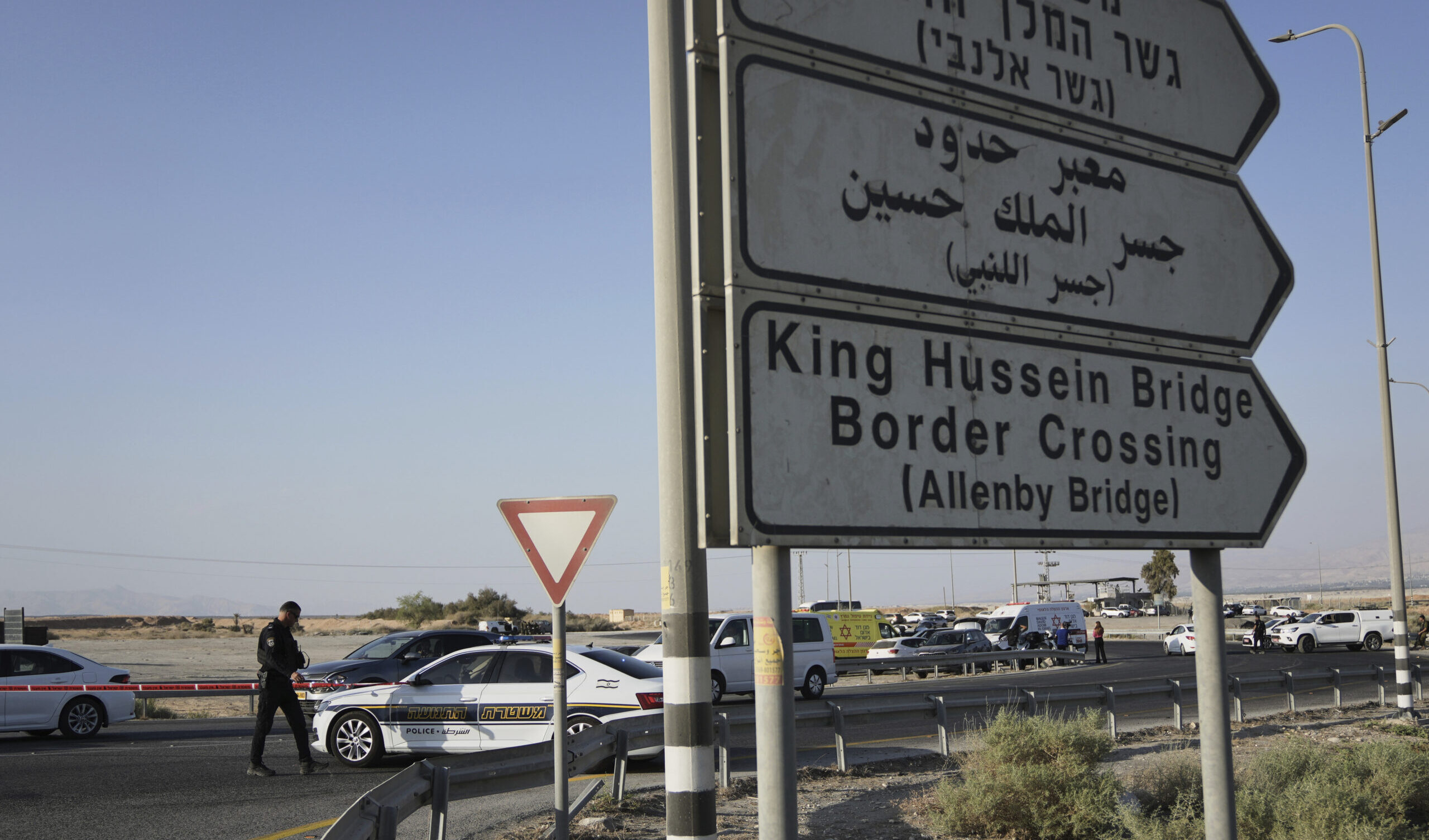 Israele blocca parlamentari canadesi in visita in Cisgiordania: "Minacciano la sicurezza"