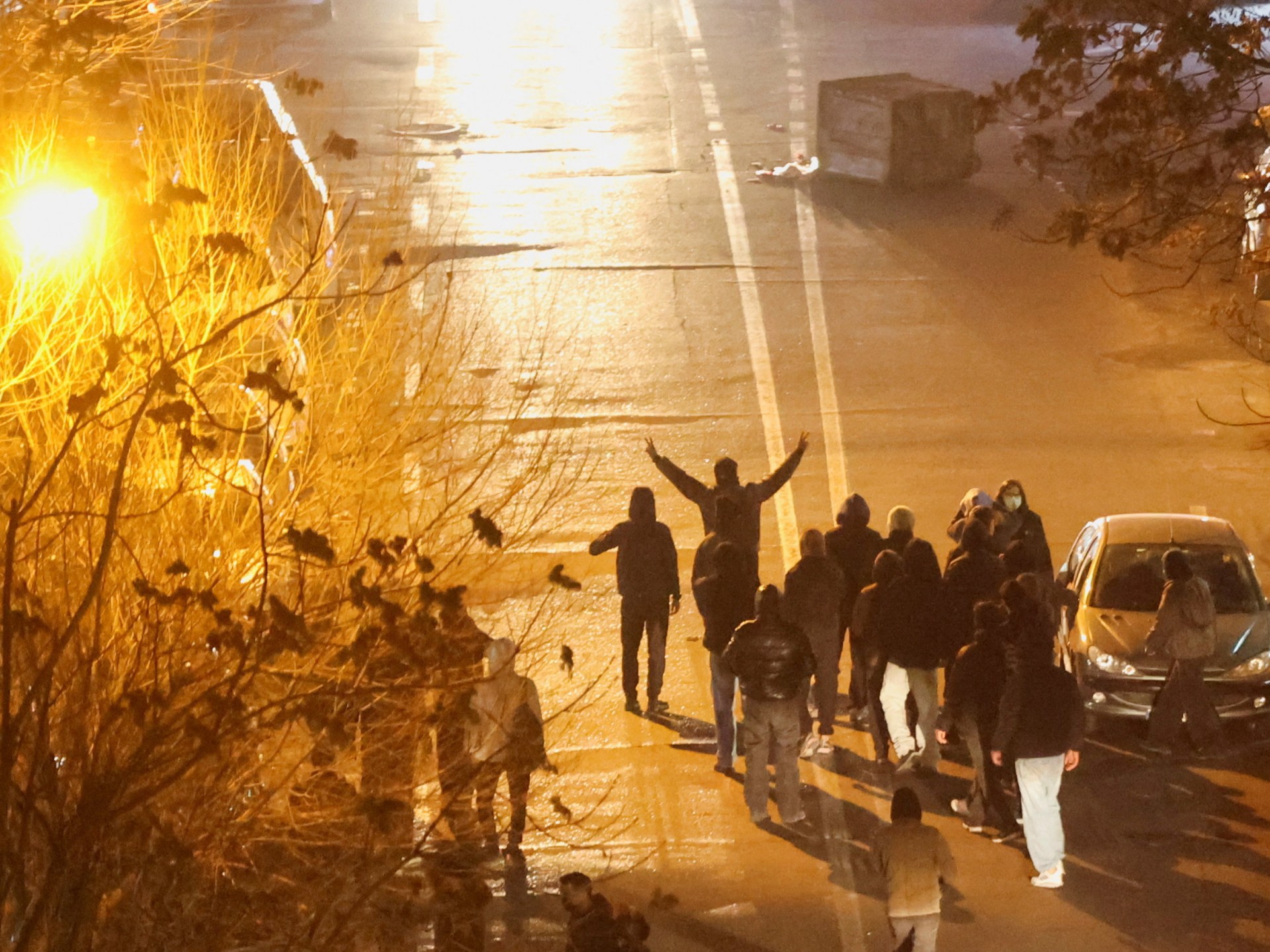 Iran: gli smartphone testimoni dei massacri mentre il regime oscura Internet per nascondere la verità