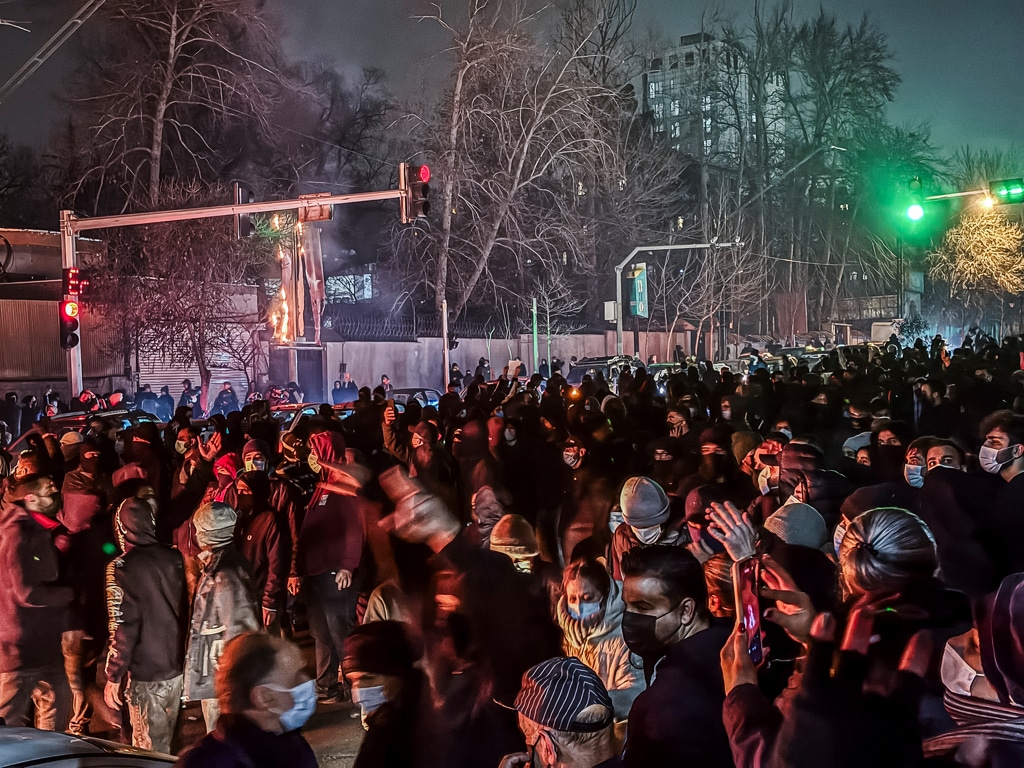 Proteste in Iran: quanto è reale il pericolo per il regime e come potrebbe intervenire Trump?