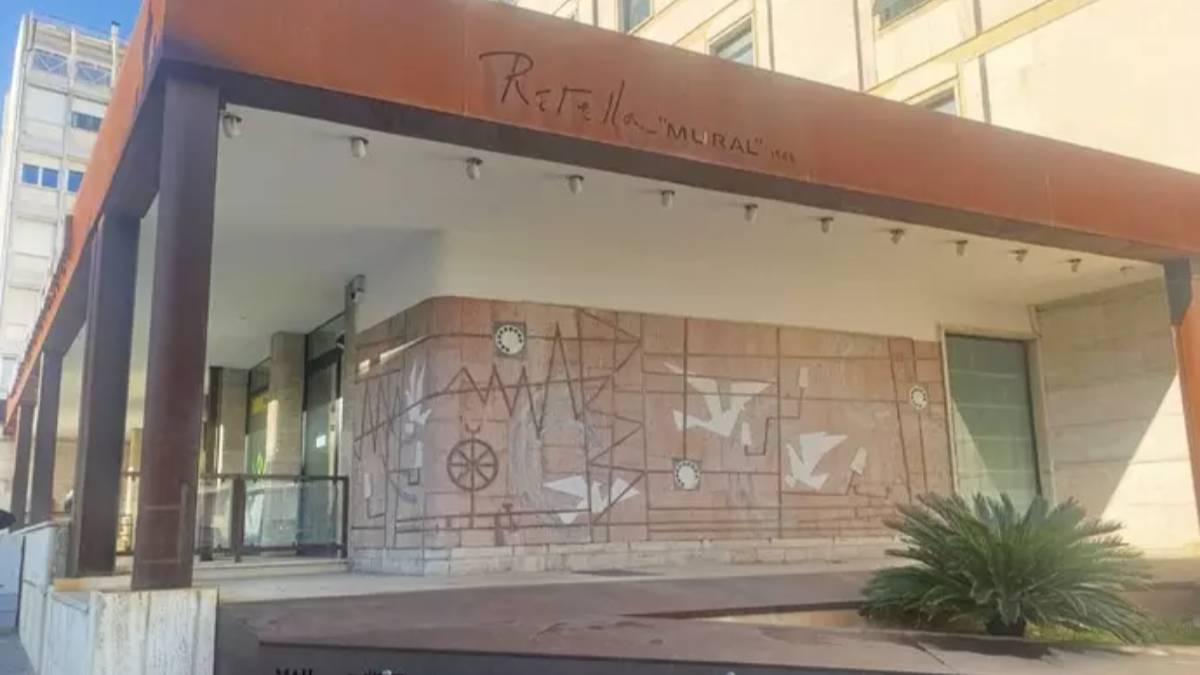 Una nuova luce per il murale di Mimmo Rotella