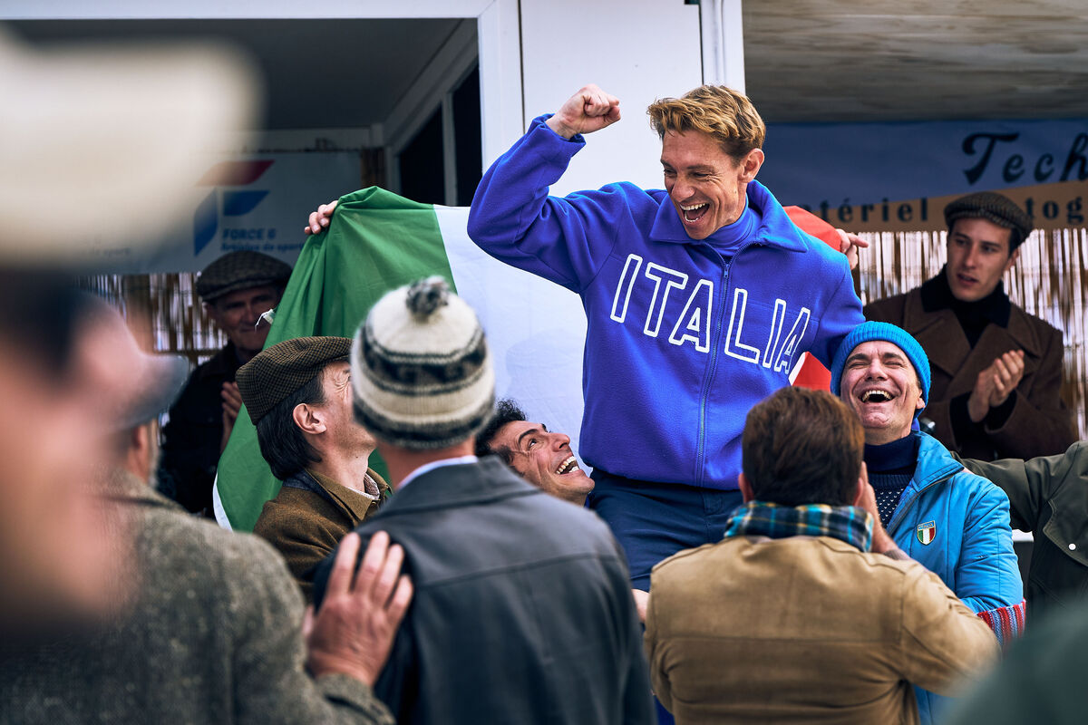 Rosso Volante: Giorgio Pasotti &egrave; Eugenio Monti, l'eroe del bob